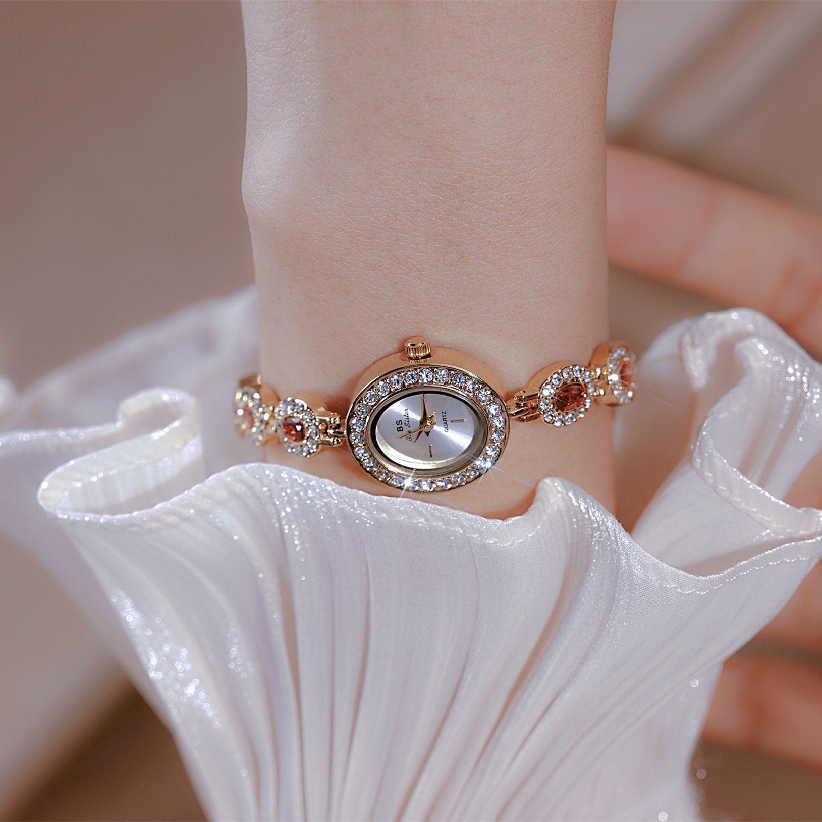 UTHAI New Women Chain Watch Li - Luxury Watch Index review and price