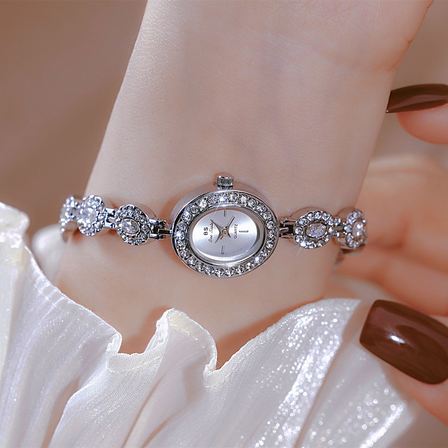 UTHAI New Women Chain Watch Li - Luxury Watch Index review and price