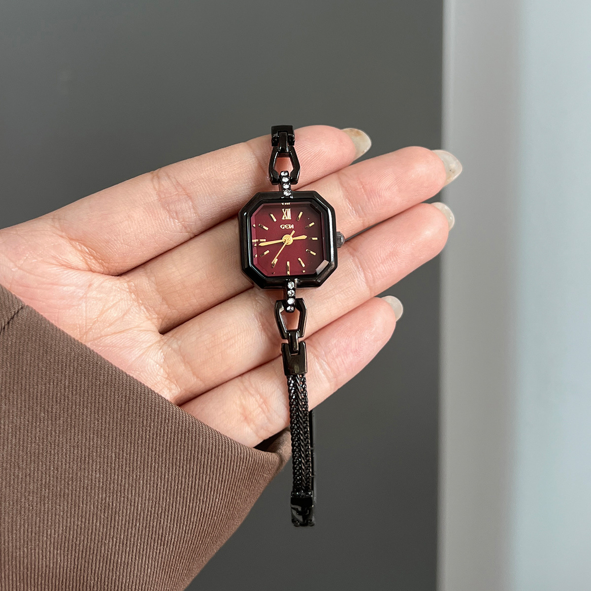 Ladies' Watch High-end Exquisi - Luxury Watch Square review and price